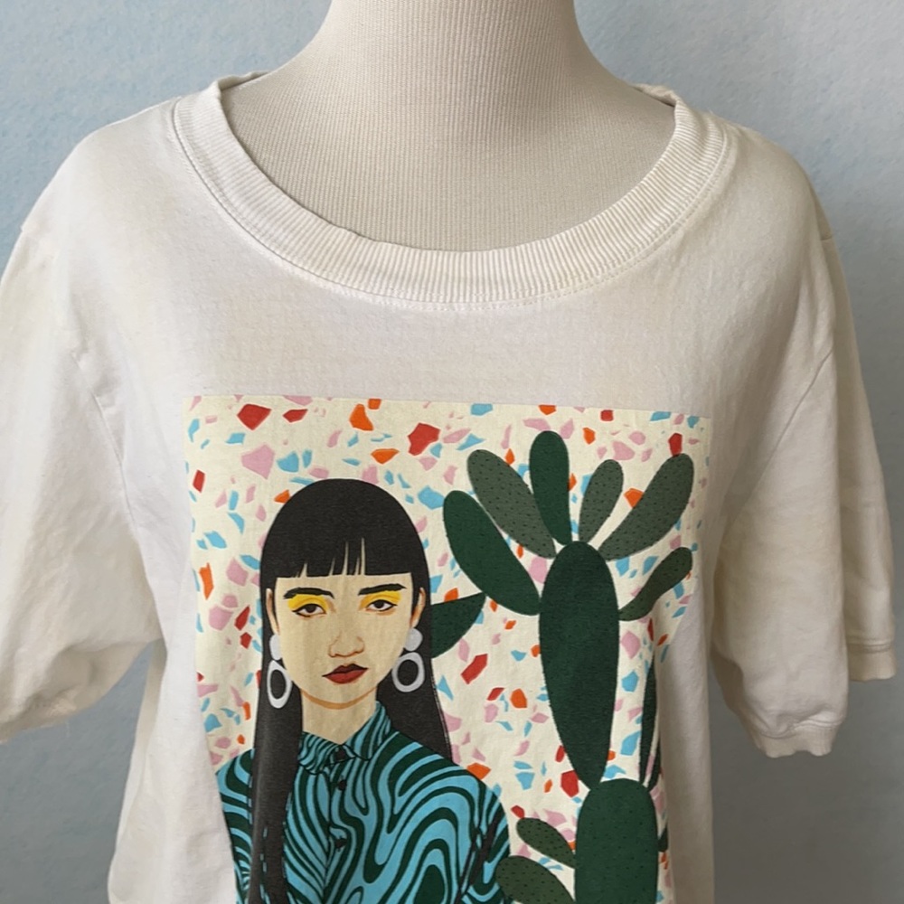 Bijou Karman Pale Yellow/White Tie Dye Graphic Tee - Picture 2 of 9